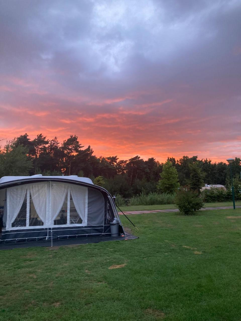 Dorema Onyx 270 voortent