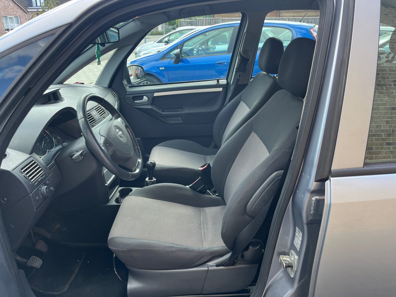 Opel meriva 1.6i maxx nieuwe apk