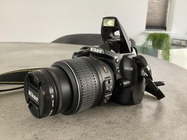 Nikon D3000 spiegelreflexcamera met 18-55 lens