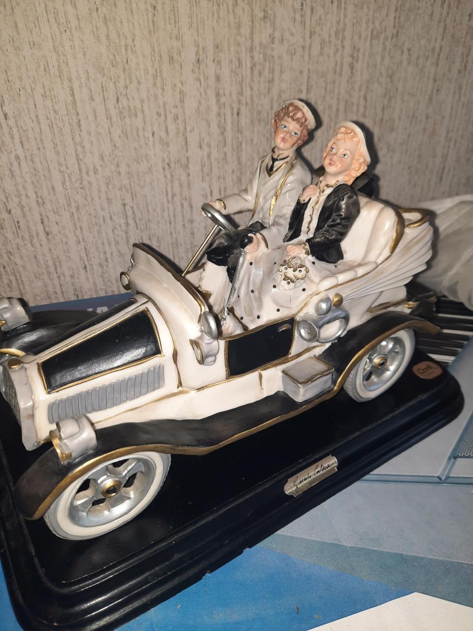 Groot polychroom porseleinen beeld – Ceccarelli (Cevik)