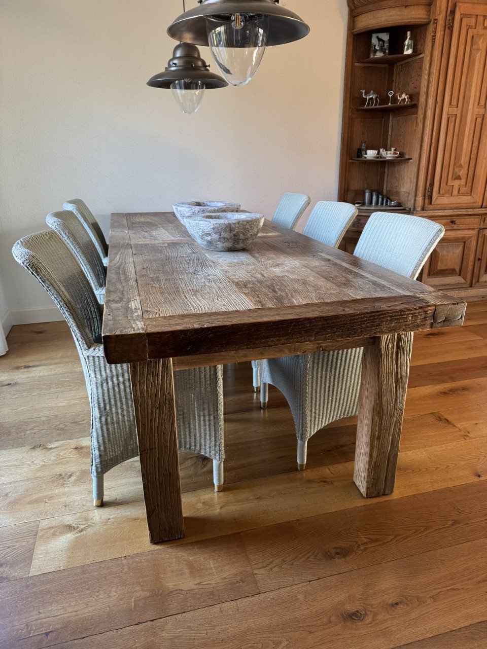 Tafel + 8 stoelen