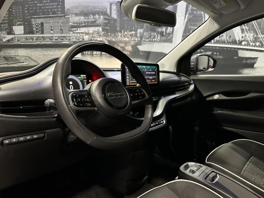 Fiat 500 icon 42 kwh *carplay*camera*