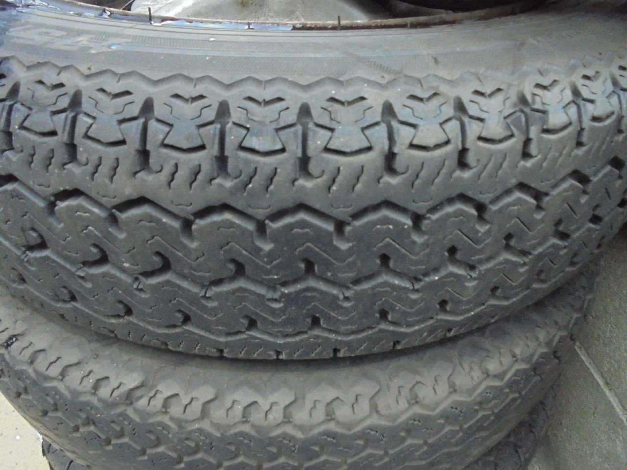Originele Volkswagen Kever Stalen Wielen Met Banden 175/70 SR15