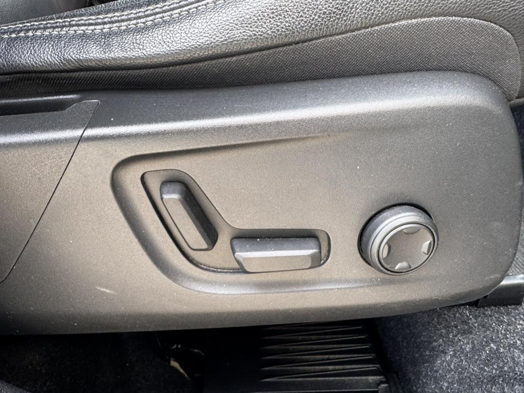 Volvo XC40 2.0 t4 inscription automaat | leer | 19'' lmv | trekhaak