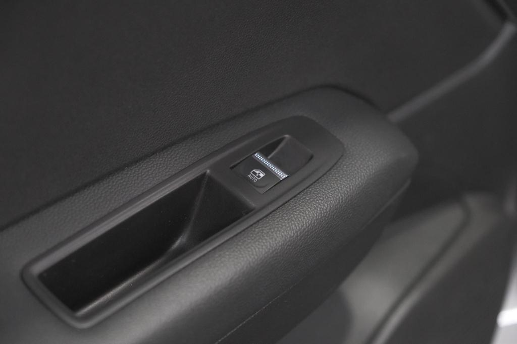 Renault Captur 1.6 e-tech full hybrid 145 techno | camera | navigatie | app