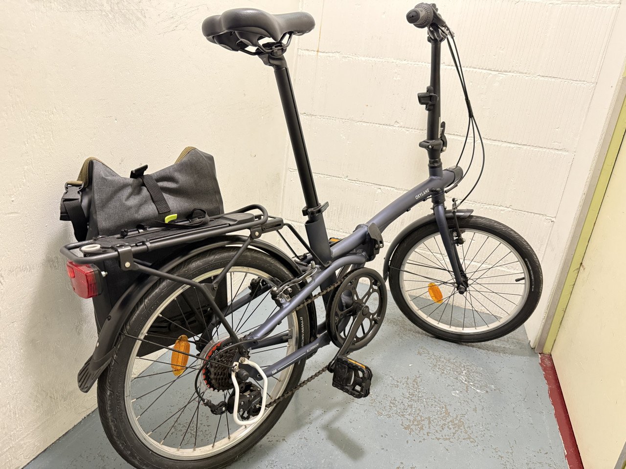 In nieuwe staat 2 vouwfietsen merk B-twin 500