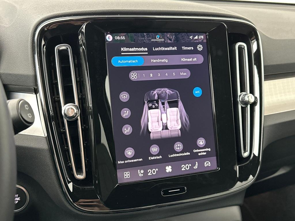 Volvo XC40 b4 197pk plus dark| camera| trekhaak| adap.cruise| h&k audio