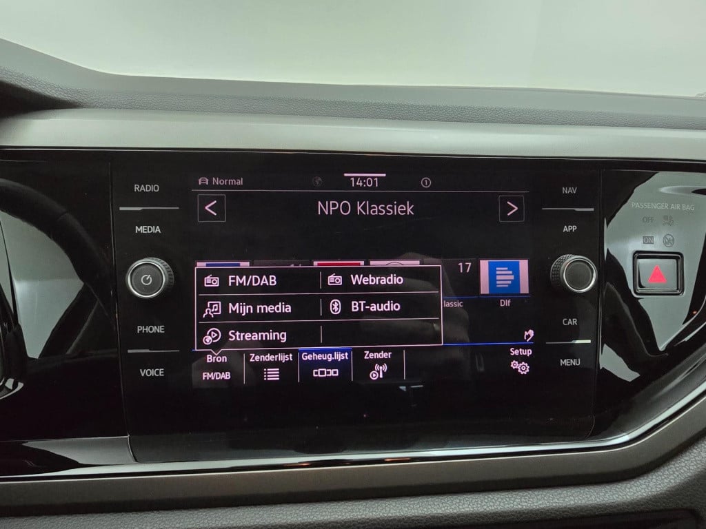 Volkswagen Polo occasion 1.0 tsi luxe versie met adapt. cruise en carplay |