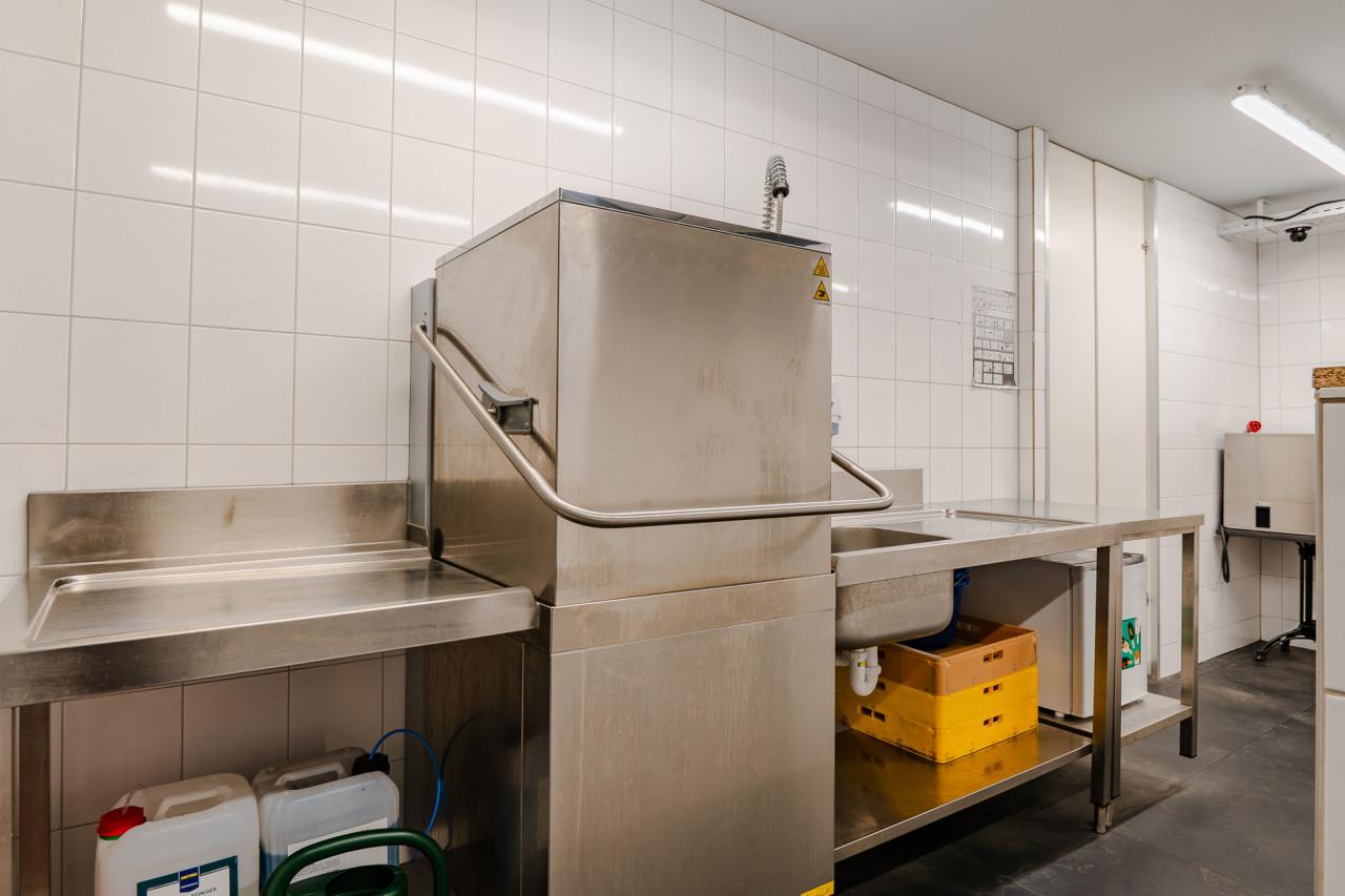 TE HUUR / TE KOOP | Horecapand in toeristisch Kamperland