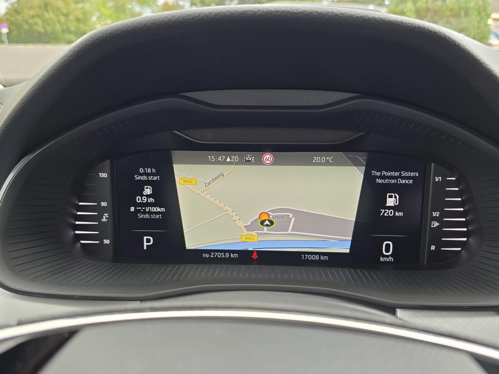 Skoda Kamiq 1.0 tsi selection virtual cockpit android auto navigatie pdc v+