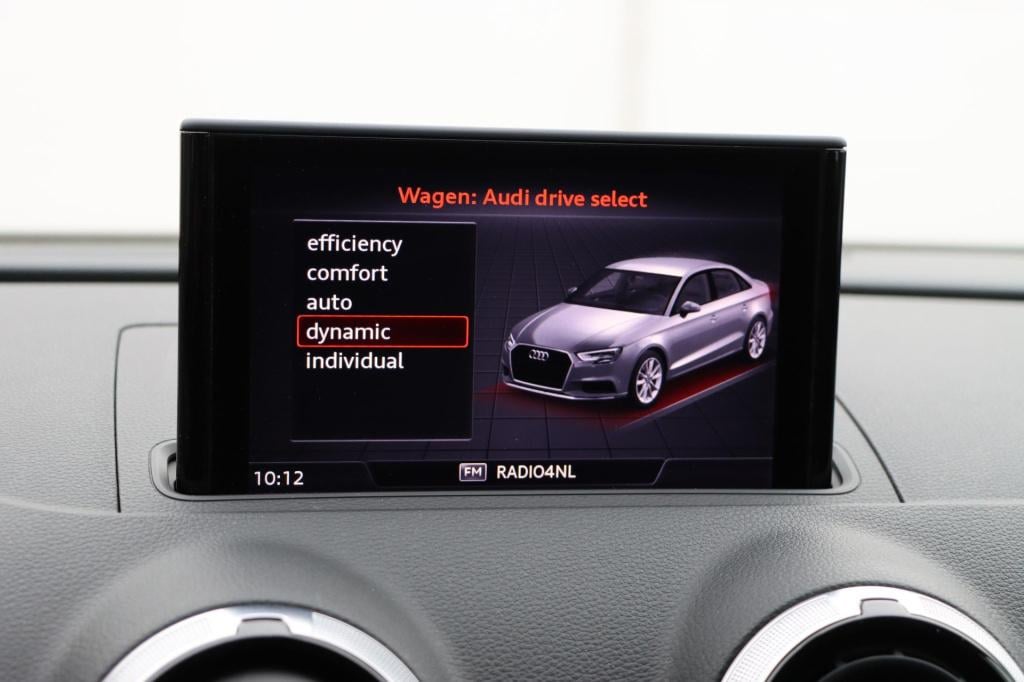 Audi A3 limousine 40 tfsi quattro advance sport 190pk s-tronic | trekhaak |