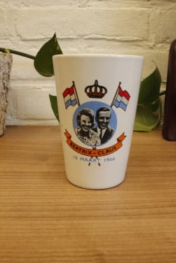 Melkbekers vh koningshuis