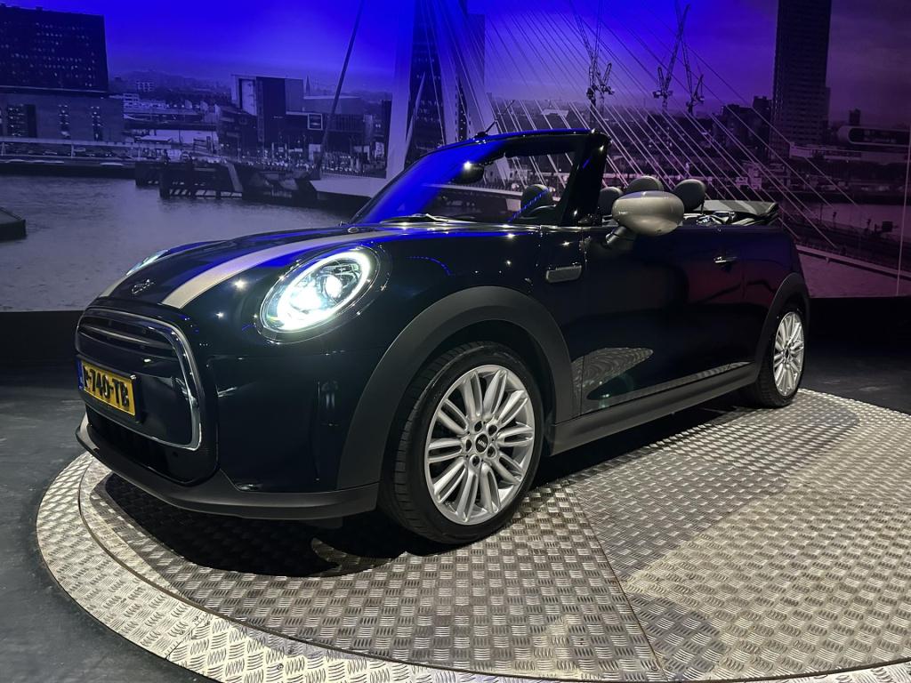 Mini Cooper Cabrio mini 1.5 mini yours *led*camera*navi*