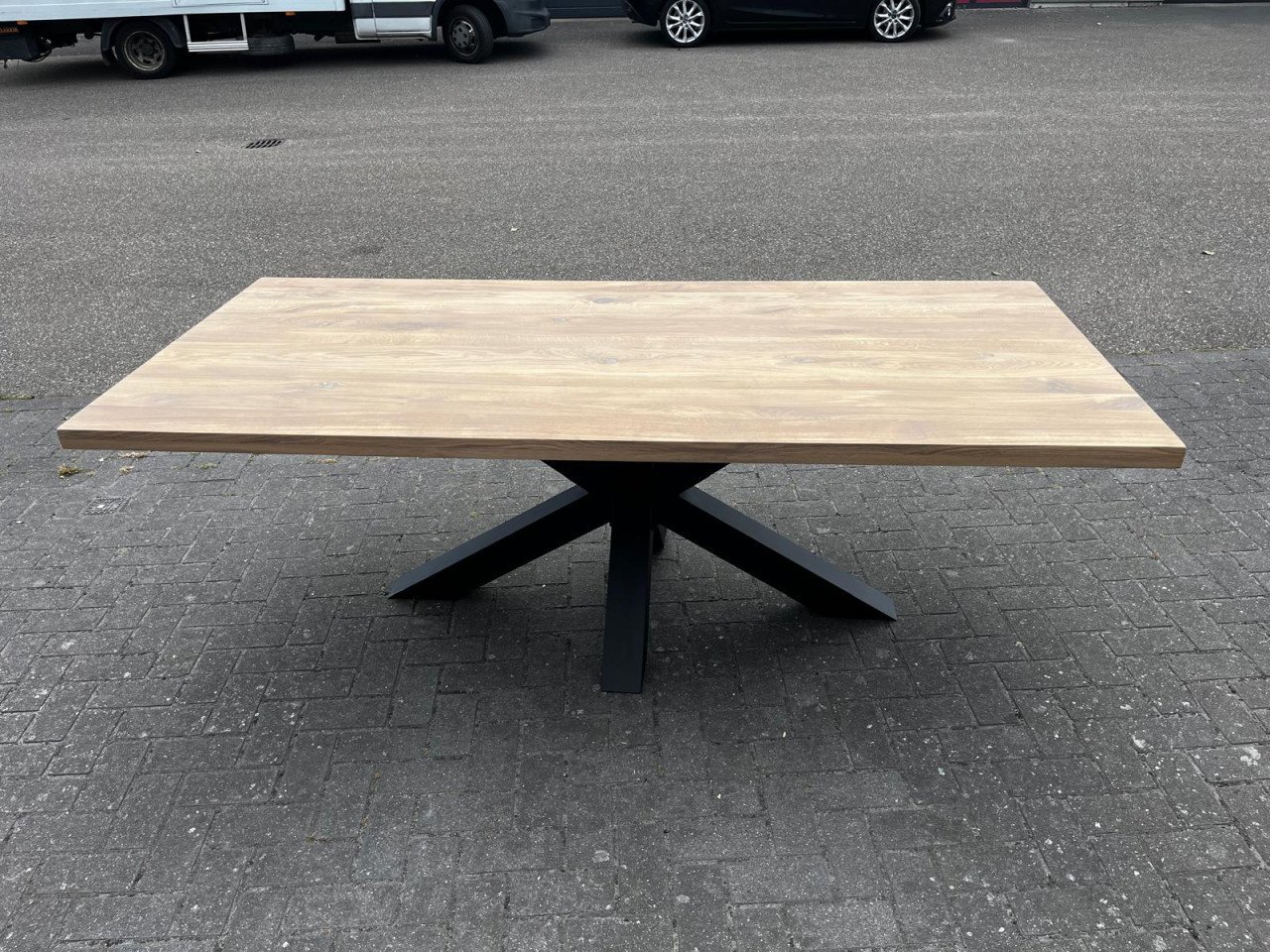 Splinter Nieuwe Eetkamertafel !