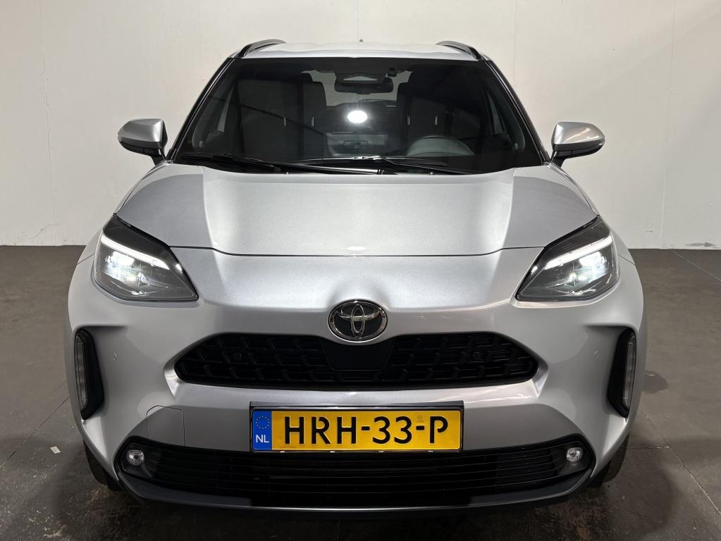 Toyota Yaris Cross 1.5 hybrid 115 first | stoel.ver| comfort pack| camera| 