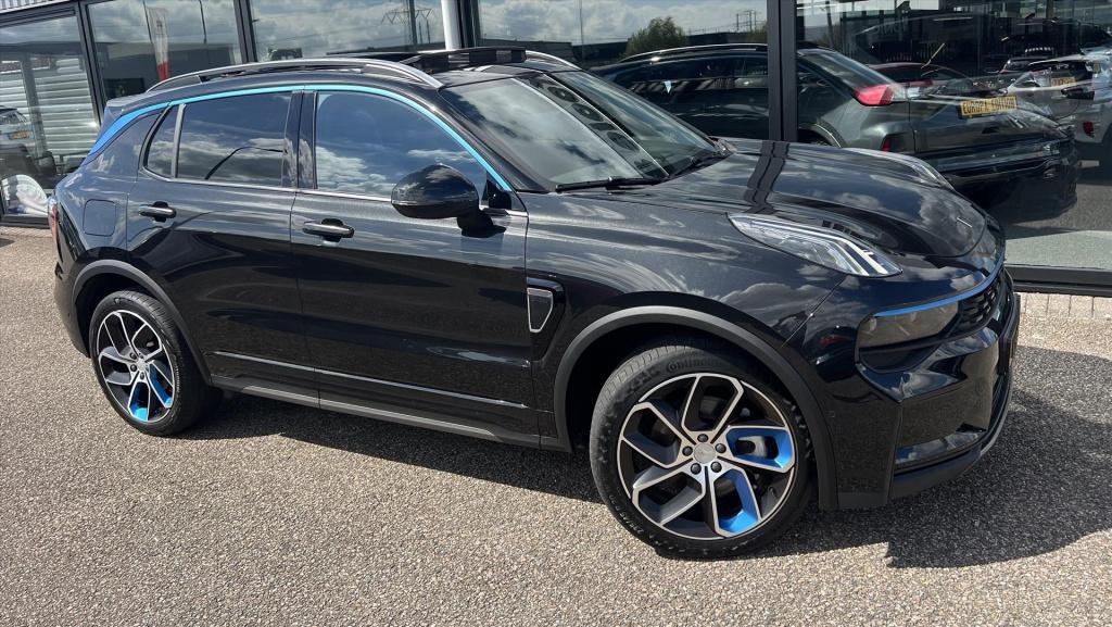Lynk & Co 01 1.5 261pk phev 7dcth , panodak , adaptive cc , carplay