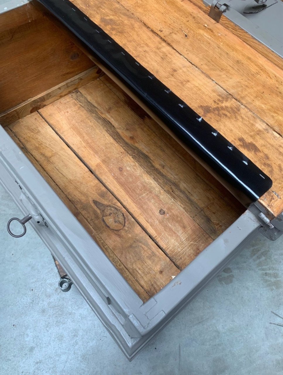 Mexicaanse salontafel/ kist