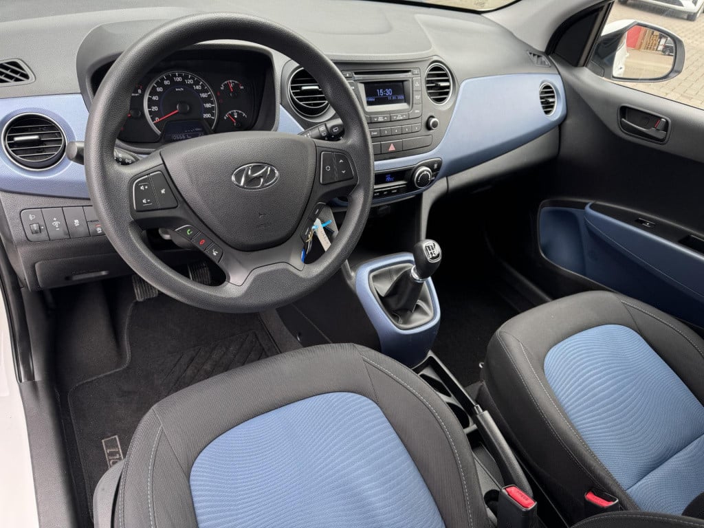 Hyundai I 10 1.0i i-motion comfort plus | climate control | radio-cd/mp3 sp
