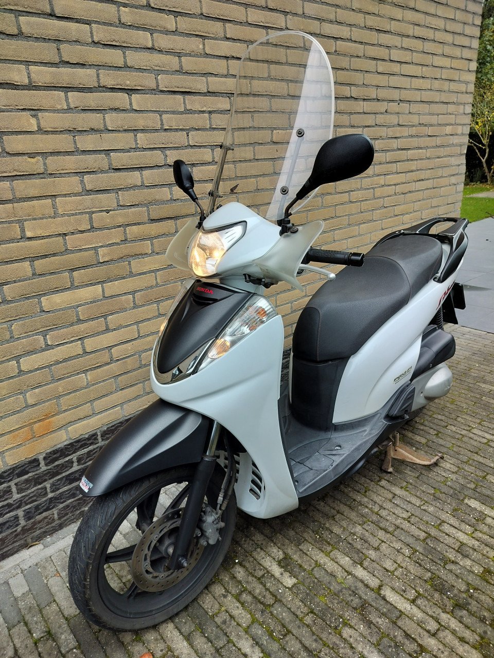 Honda SH300