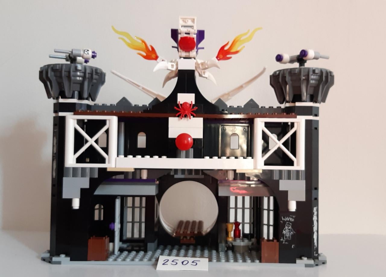 LEGO NINJAGO 2505: Duistere Fort van Garmadon