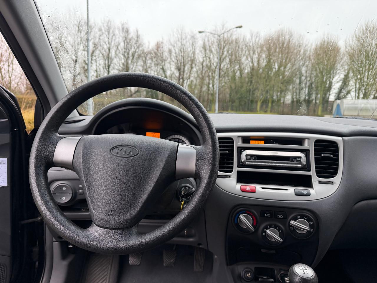 Kia Rio 1.4 | Apk | Airco | Nap | Trekhaak | Elektr ramen | Top staat