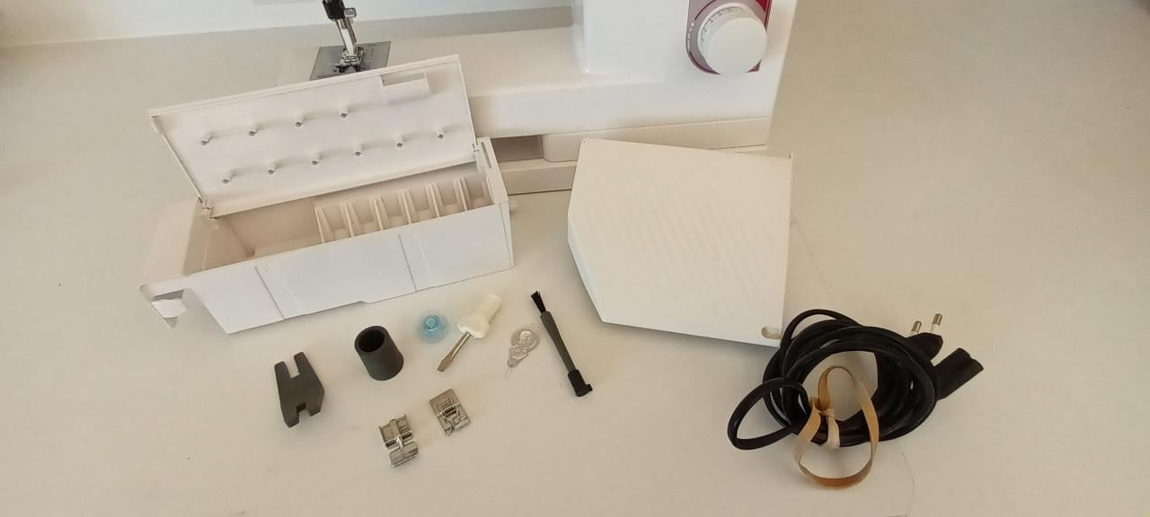 Nette naaimachine Husqvarna electronic Isabelle