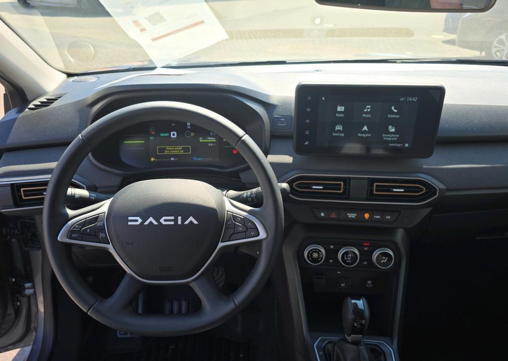 Dacia Jogger 1.6 hybrid 140 extreme 7p. - pack assist - media nav
