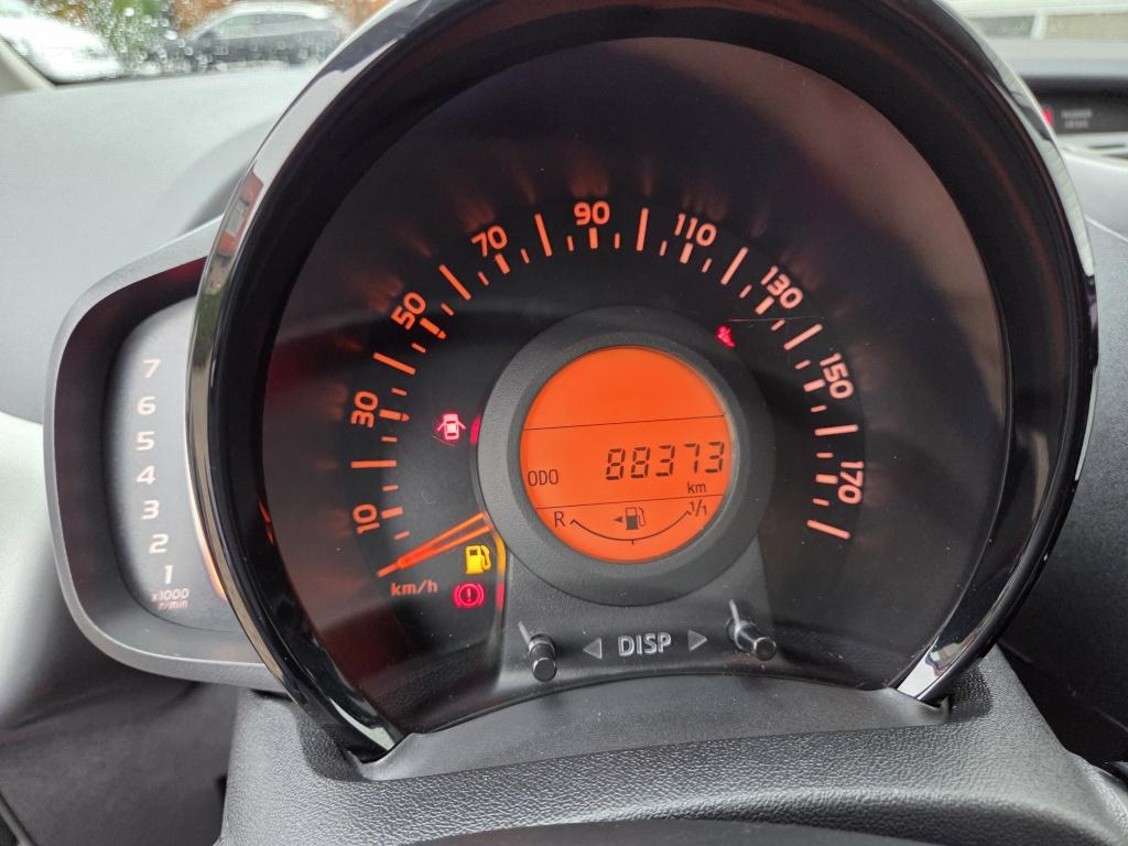 Peugeot 108 1.2 puretech 82 pk allure | lm velgen | getint glas | smartphon