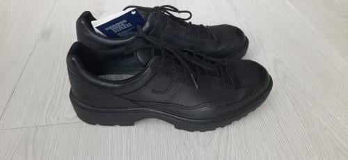 Haix goretex schoenen nieuw ( nw prijs 219 euro )Koopje nu 125 euro