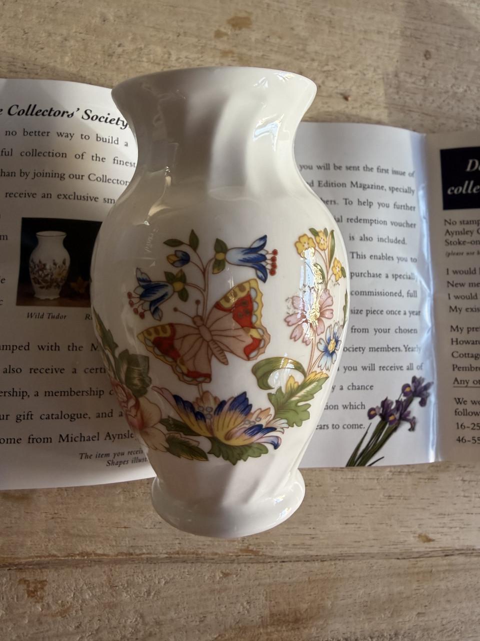 Bone  China mini vaasje collection