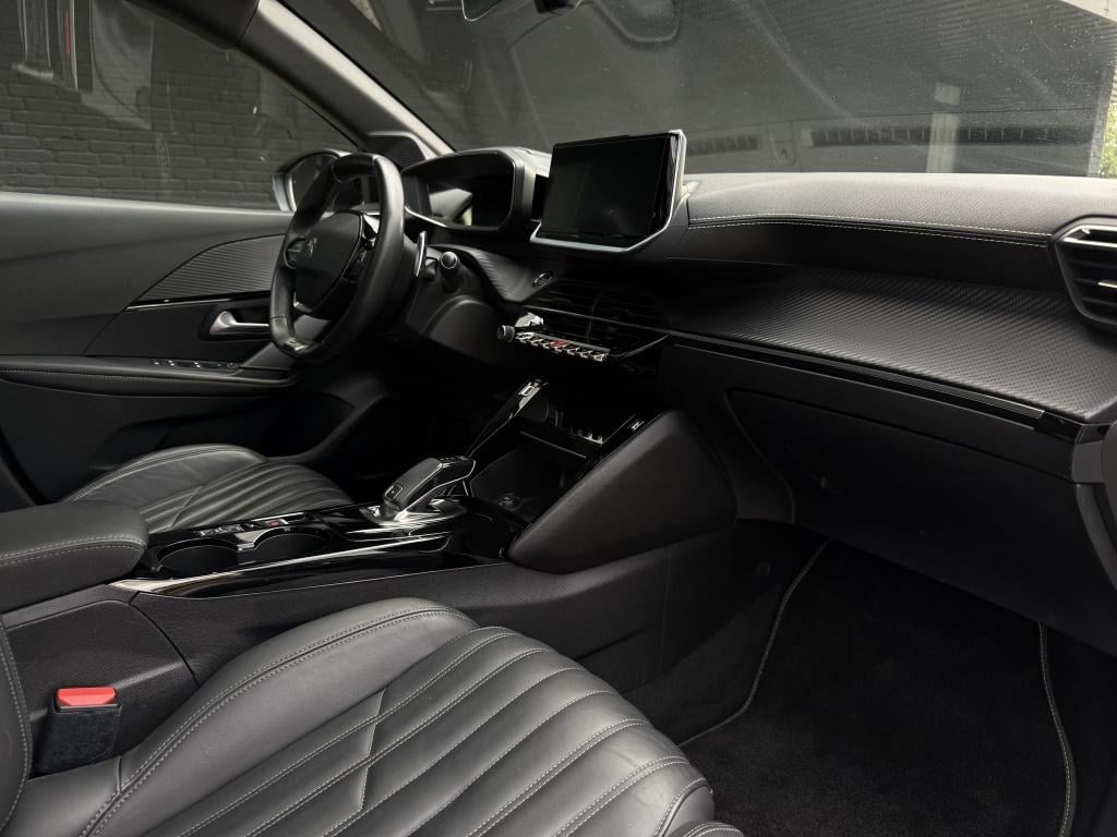 Peugeot 208 1.2 puretech gt pack - parelmoer - leer - pano -