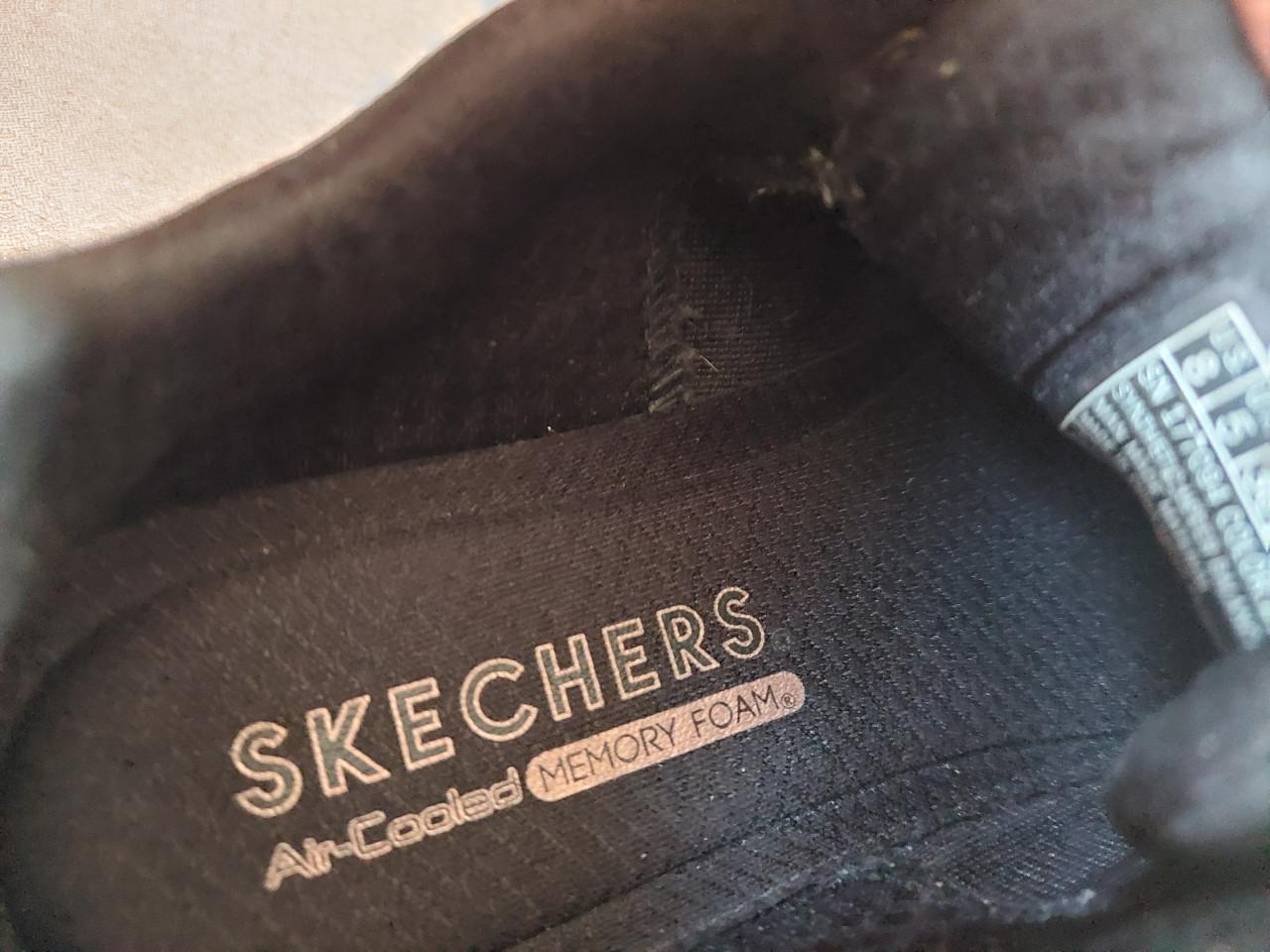 Zwarte damessneakers Skechers mt.38 z.g.a.n