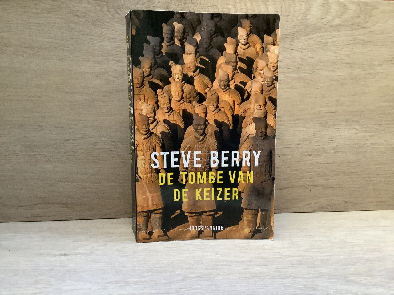 Verschillende boeken aangeboden.