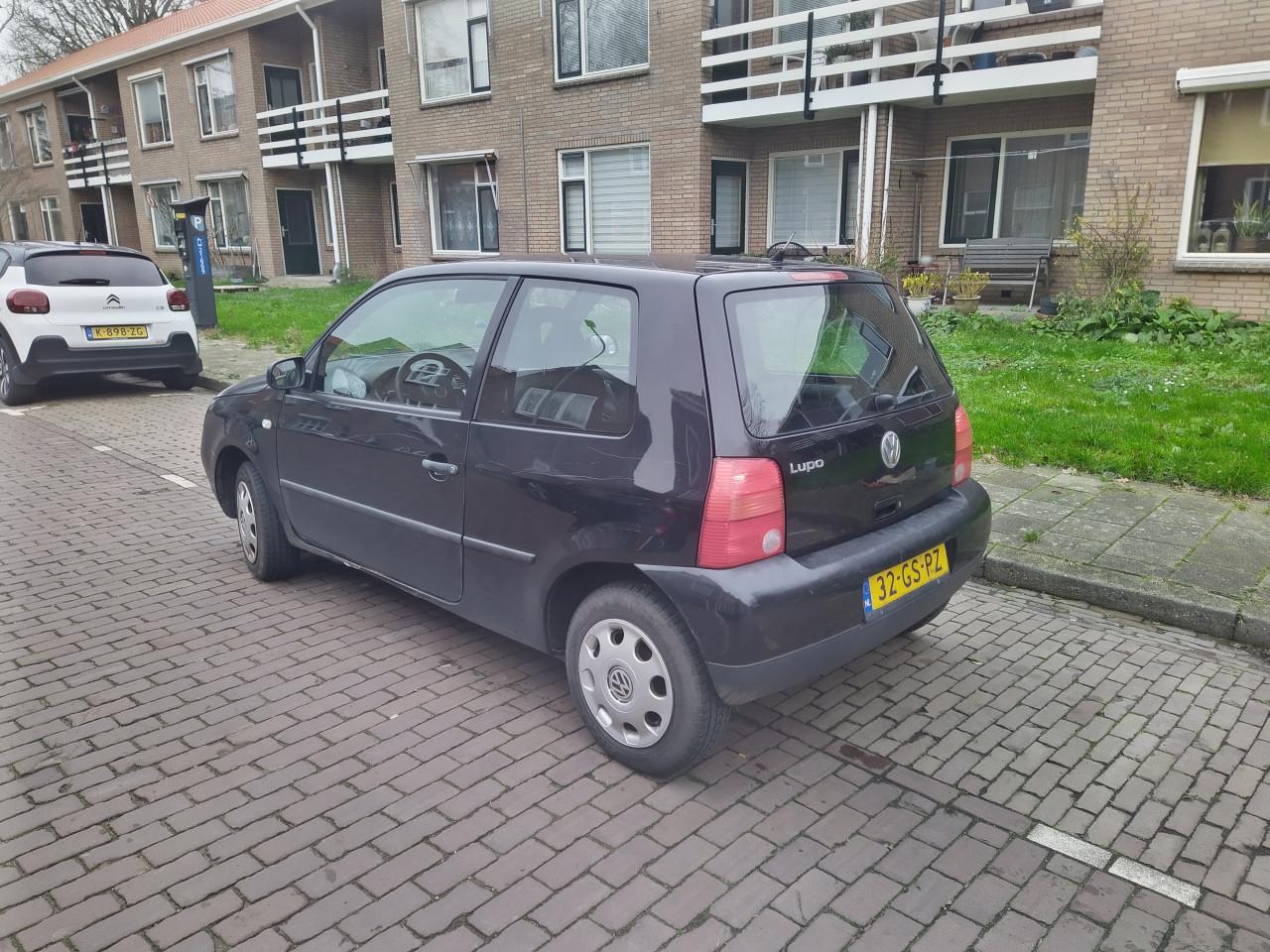 Leuke Volkswagen Lupo, Zwart, uit 2001, APK tot 28 maart 2026