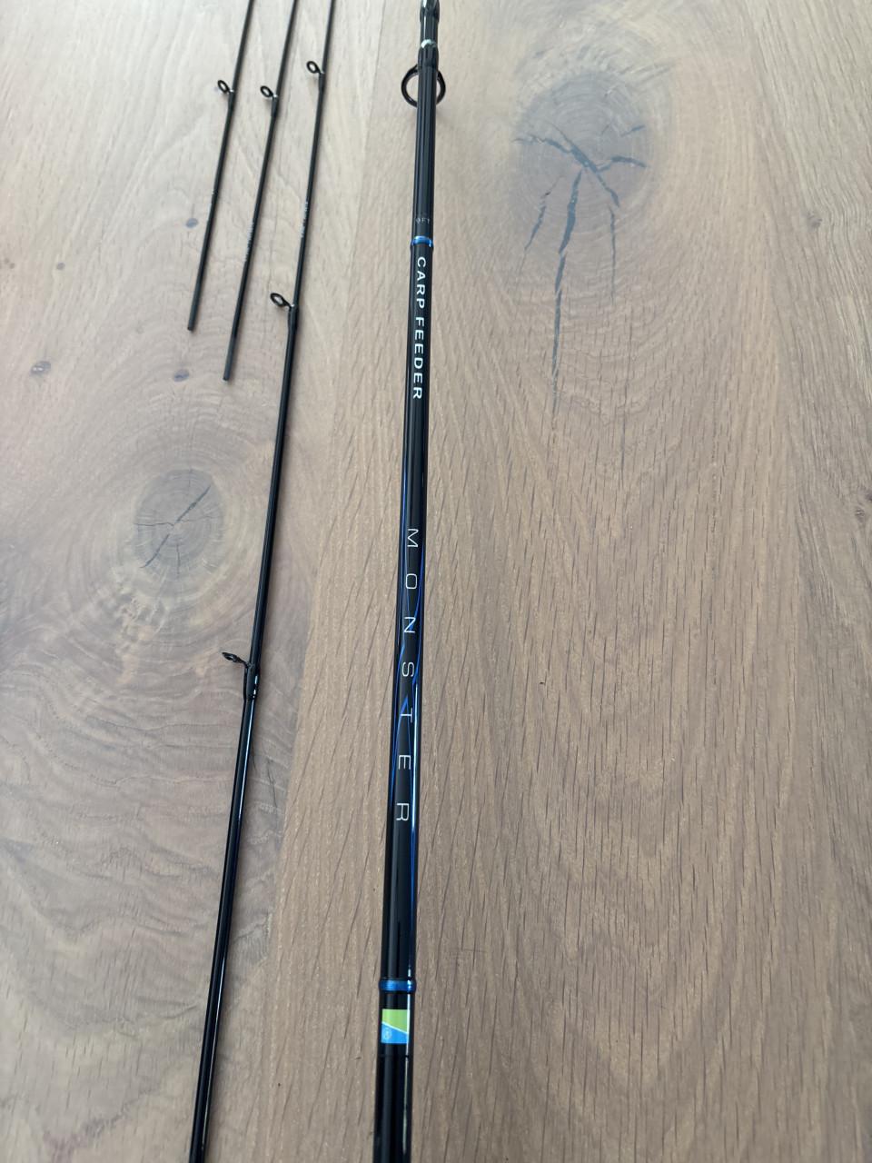 Preston Carp feeder Monster 9 feet nieuw