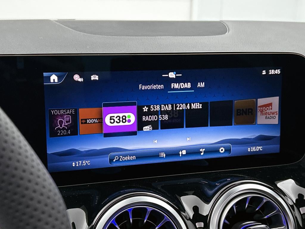 Mercedes-Benz Gla-klasse 250 e business solution amg | nightpakket | premiu