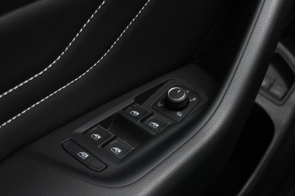 Volkswagen Passat variant 1.4 tsi phev gte business dsg 218pk