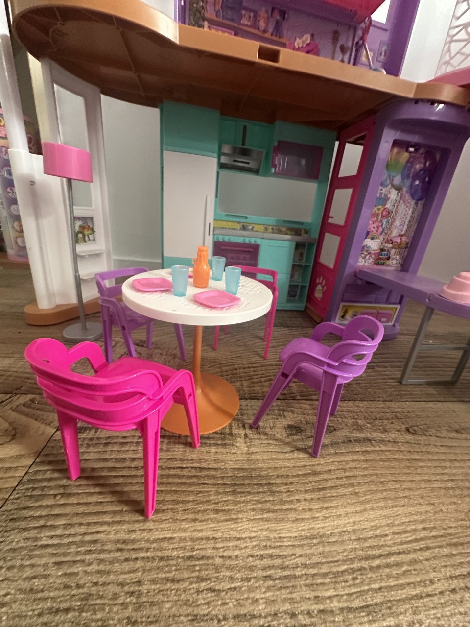 Barbie dream home