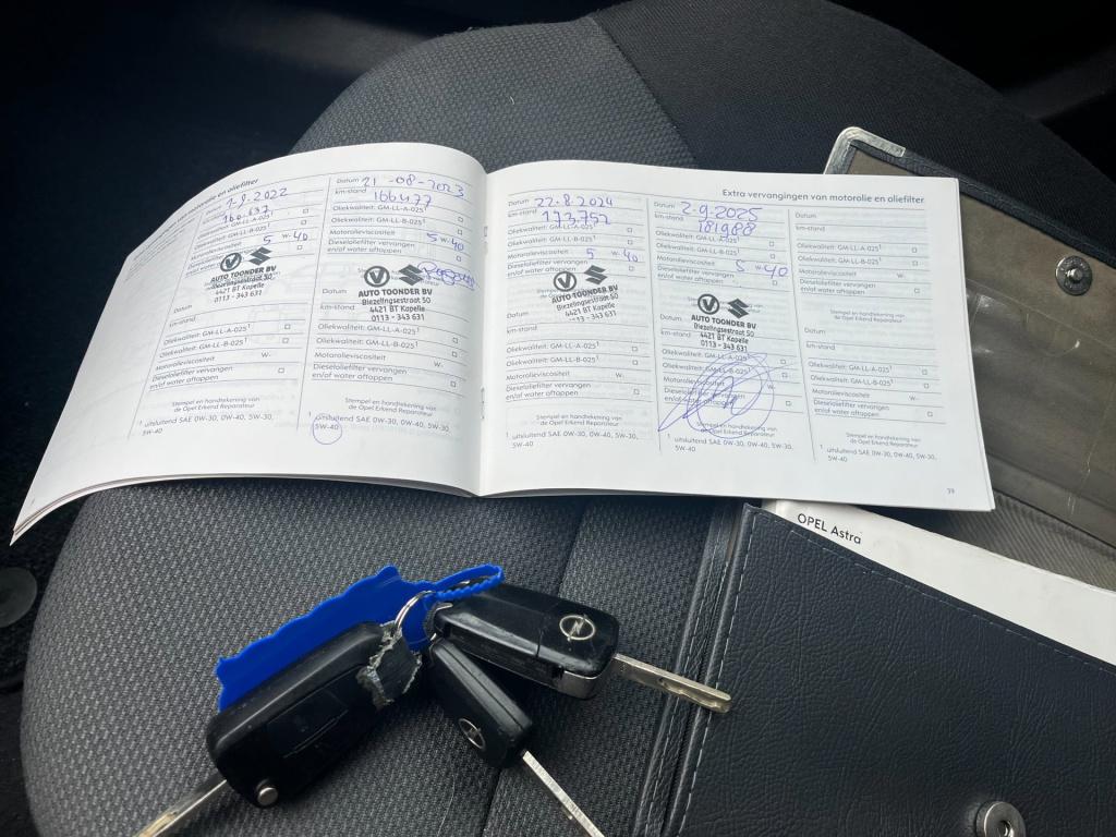 Opel Astra wagon 1.8 edition | trekhaak | airco |