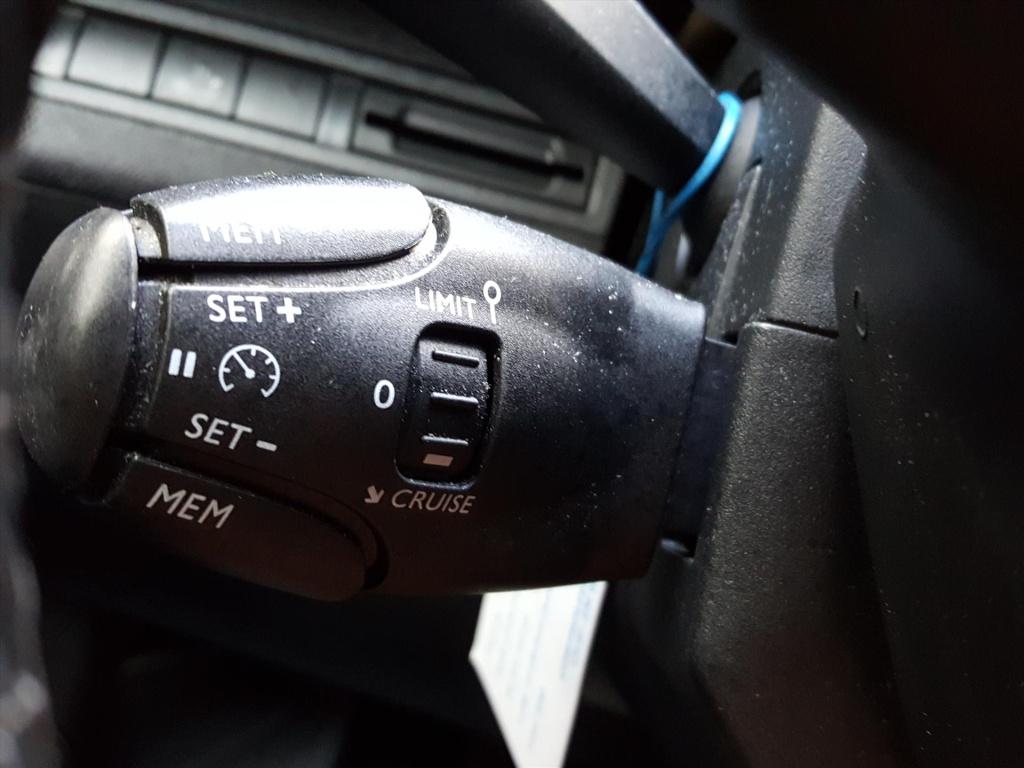 Peugeot 3008 allure 1.2pt-130pk navigatie | trekhaakafn | apple carplay & a