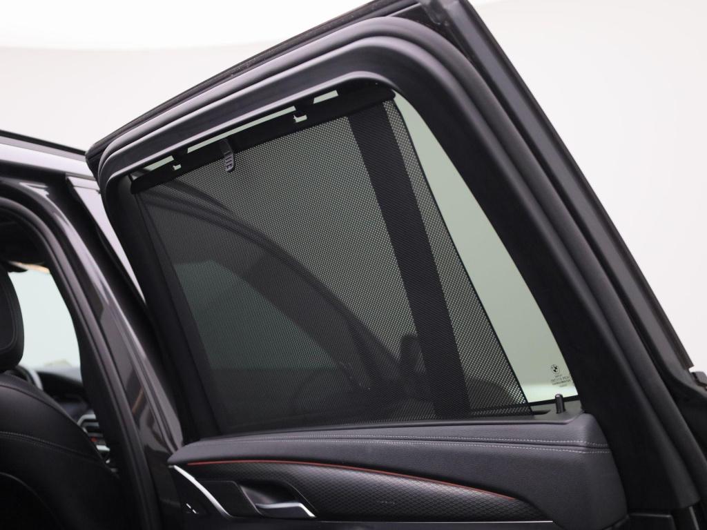 BMW X3 xdrive30e high executive | m-sport plus | panoramadak | apple carpla