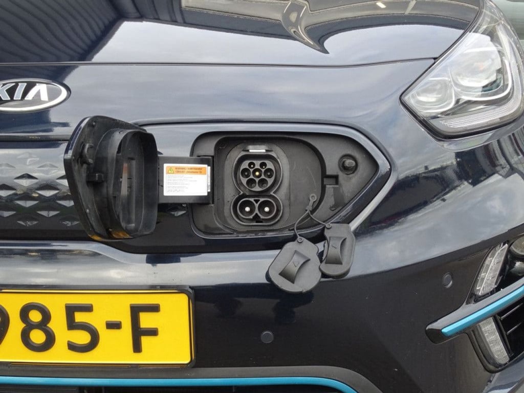 Kia E-niro executiveline 64 kwh incl btw | led | stoelkoeling-en verwarming