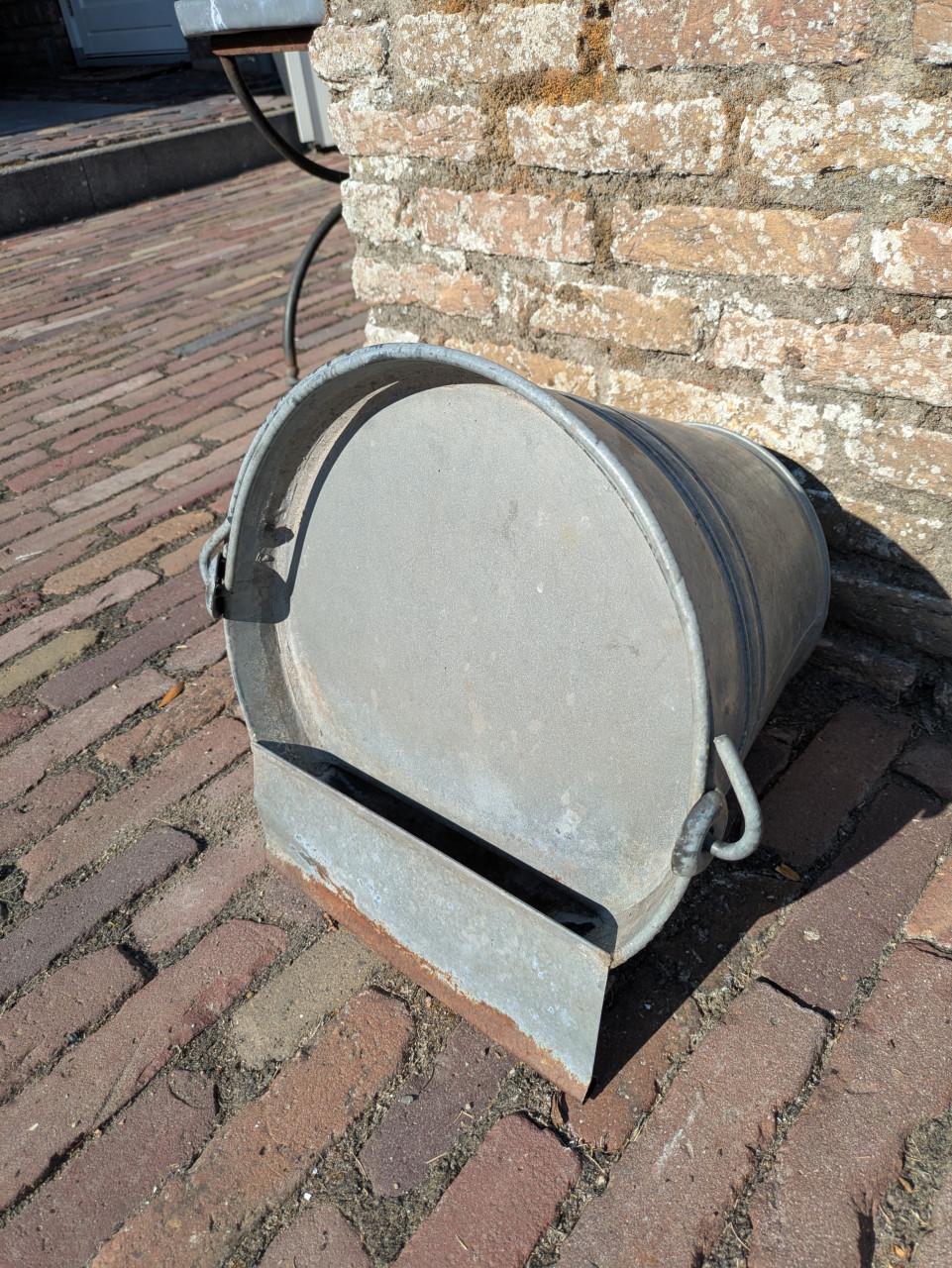 Zinken kippendrinkemmer