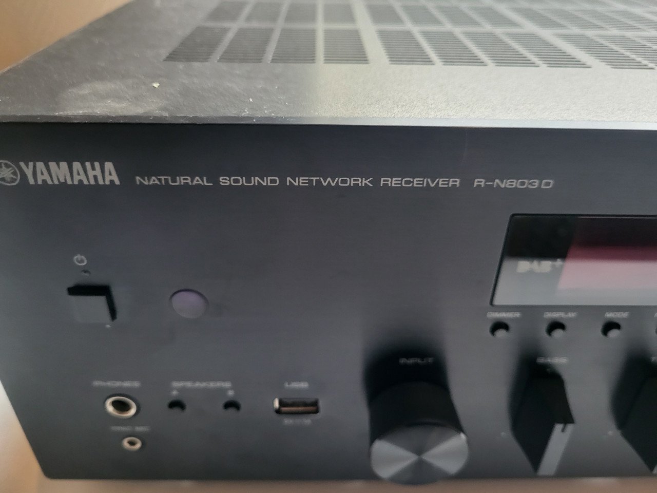 Yamaha R-N803D Music Cast