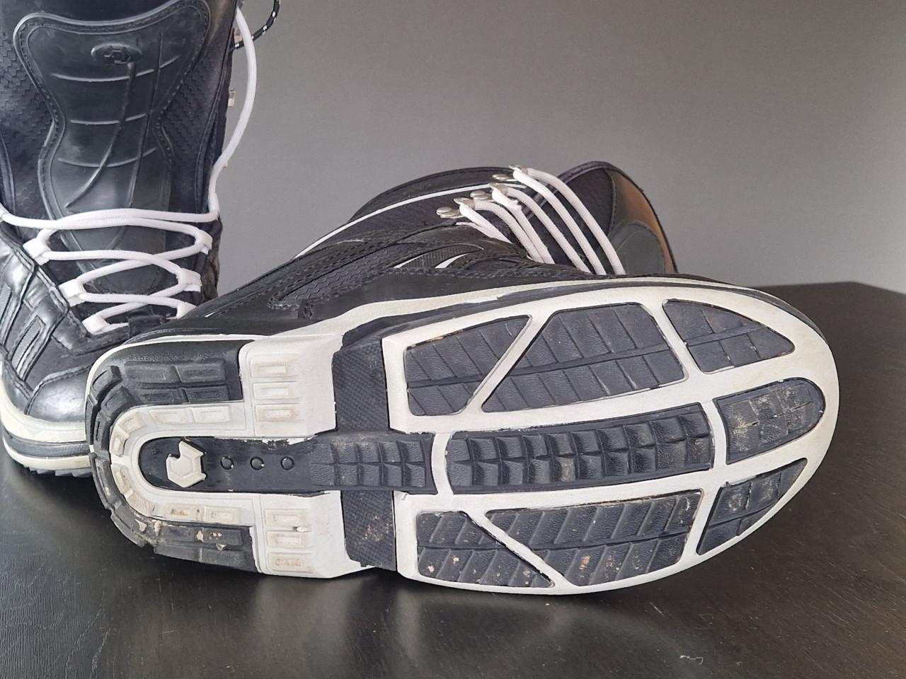 Snowboard schoenen maat 42