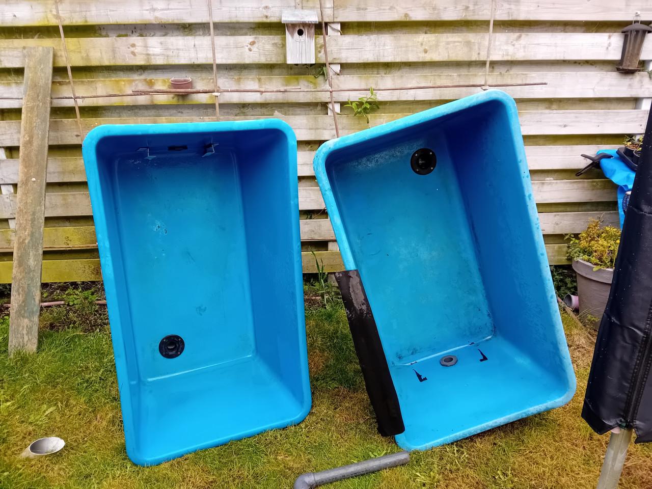 Quarantaine bakken van 1 m3 voor vijvervissen.