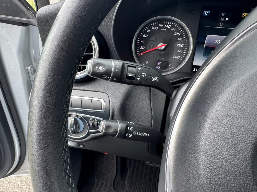 Mercedes-Benz Glc 250 4matic automaat , panorama dak , 51351 km
