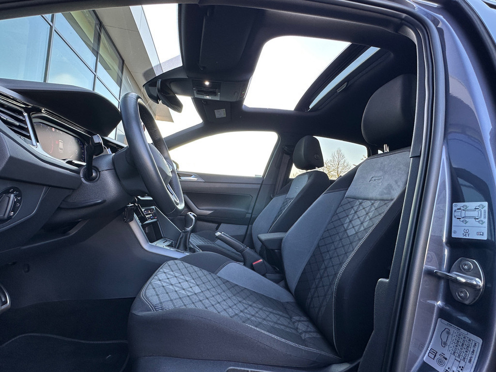 Vw Polo1.0 TSI R-Line pano|IQ-led Fabrieksgarantie tot en met juli 2026