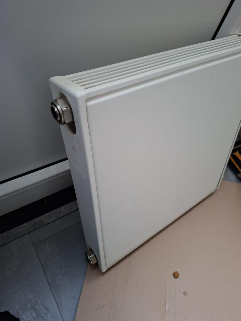 Vasco Flatline radiator 40x40cm S600 White Fine Texture