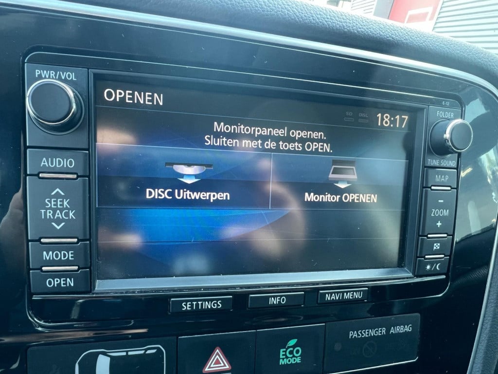 Mitsubishi Outlander 2.0 business edition 7 persoons